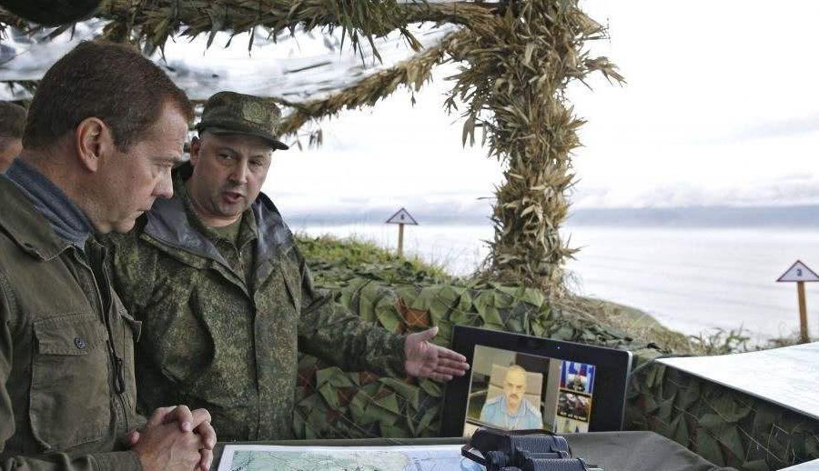 瓦良格号导弹巡洋舰为何弃用宙斯盾系统——深入探究其原因,瓦良格号导弹巡洋舰弃用宙斯盾系统探因