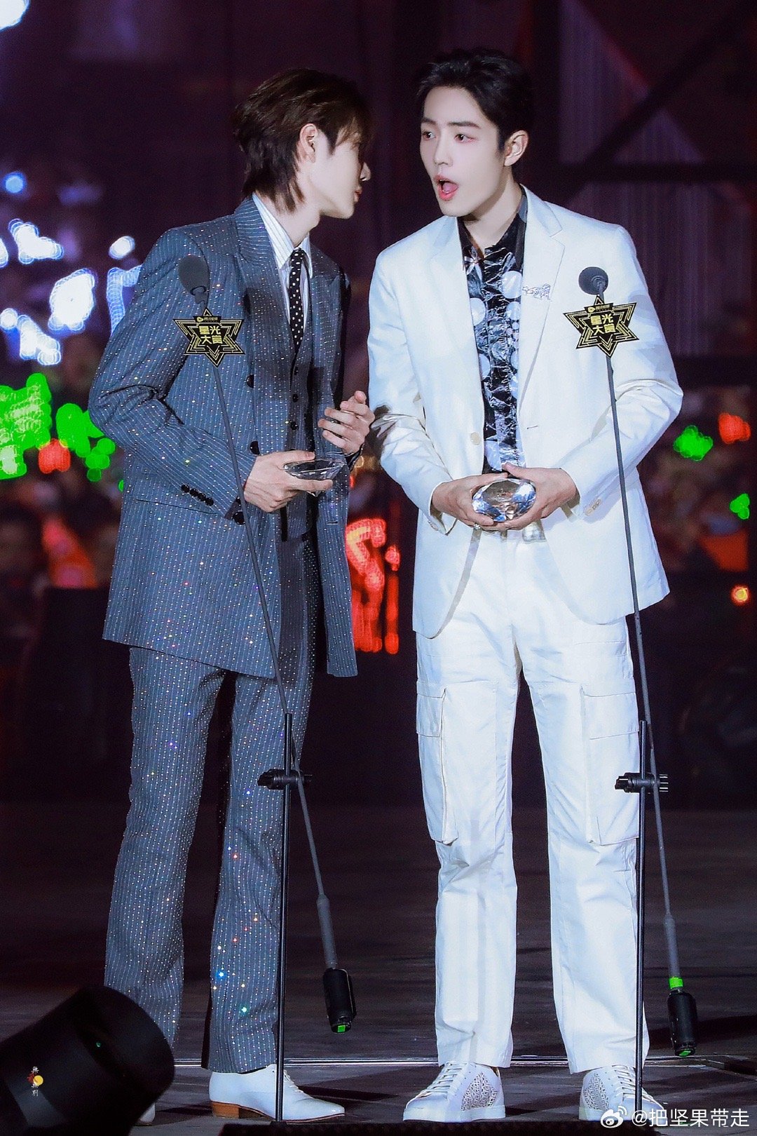 王中王一肖资料，探寻一位传奇人物的背后故事，揭秘传奇人物王中王一肖的幕后故事与生平资料