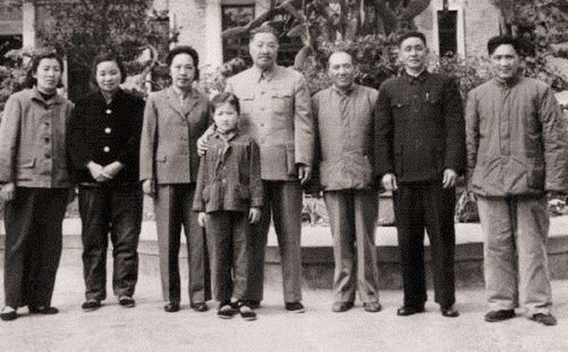 国防历史给我们的启示结语,国防历史的启示,汲取经验,筑牢未来安全防线