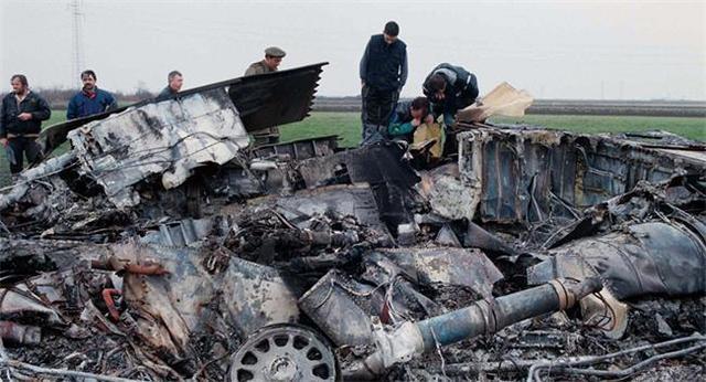 歼-20与F-22,究竟谁更厉害?,歼-20与F-22,谁更胜一筹?对比解析