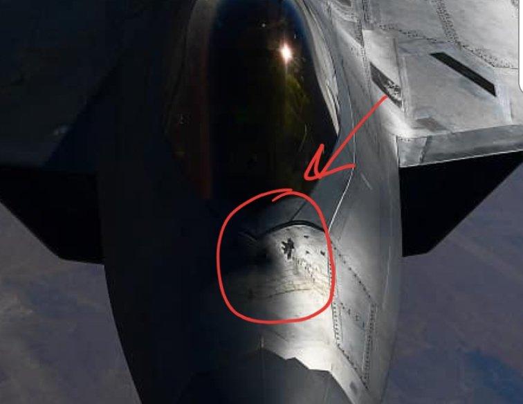 歼-20与F-22,究竟谁更厉害?,歼-20与F-22,谁更胜一筹?对比解析