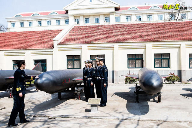 青岛海军部队所在的区域及其重要性，青岛海军部队驻地及其战略重要性分析