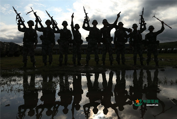 张革强与崔海旭,探索卓越之路,张革强与崔海旭,卓越之路探索者