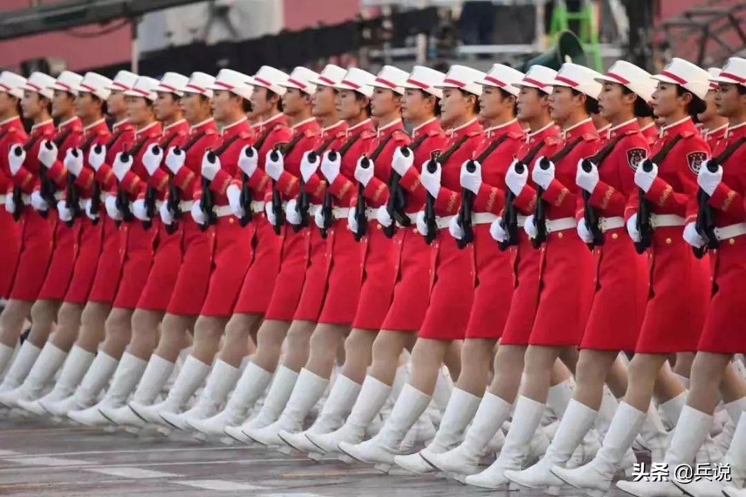 女兵方队电影在线播放,展现女性力量的震撼之作,女兵方队,展现女性力量的震撼之作,在线播放开启