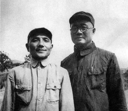 部队长与军长的区别,职责、权力及组织层次的差异,部队长与军长,职责、权力及组织层次的差异解析