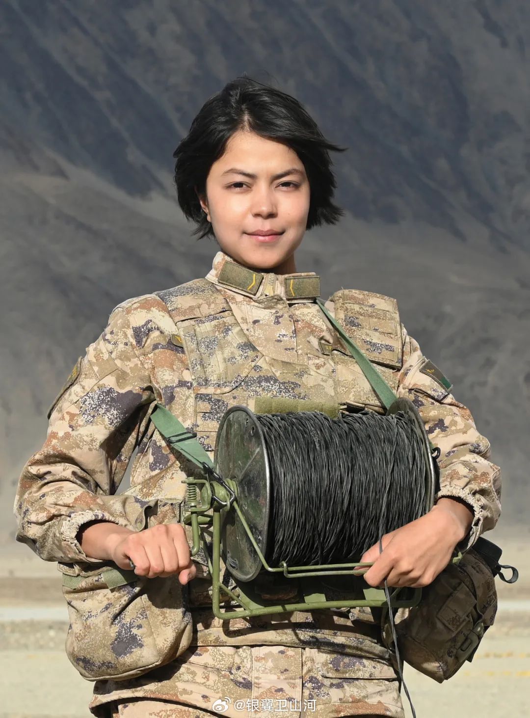 中国女兵照片图片,展现飒爽英姿与时代风采,中国女兵飒爽英姿与时代风采展现图片集