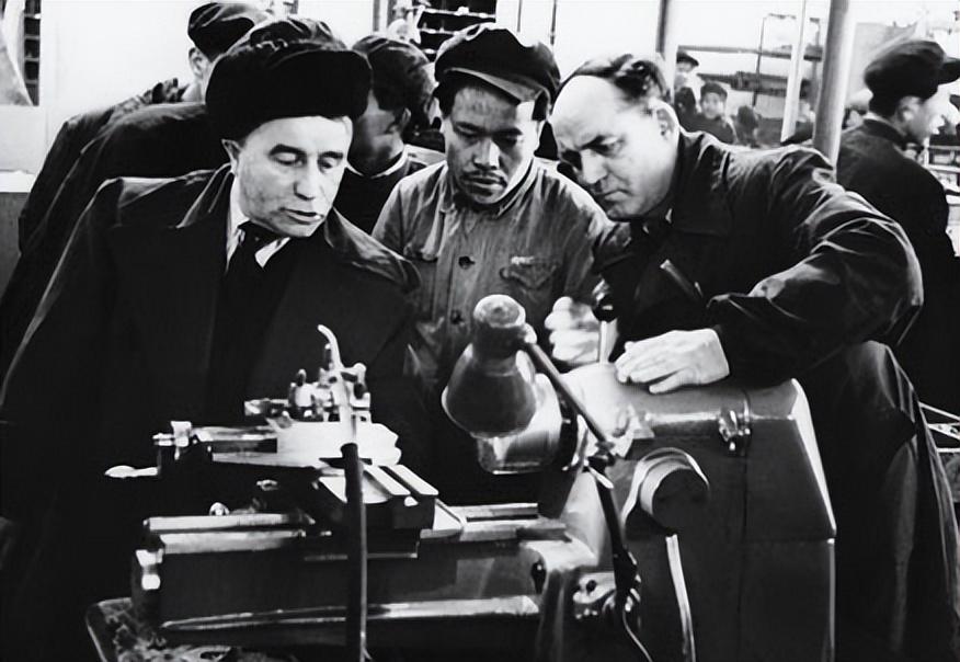 苏联解体对瓦良格号的影响，苏联解体对瓦良格号航母的影响与变迁