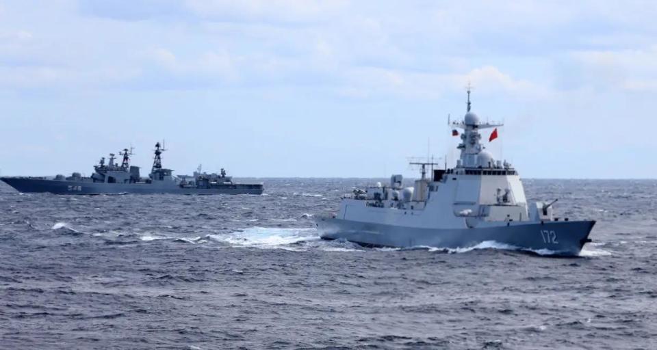 解放军军演图片高清,展现力量与荣耀,解放军军演高清图片展示,力量与荣耀的瞬间