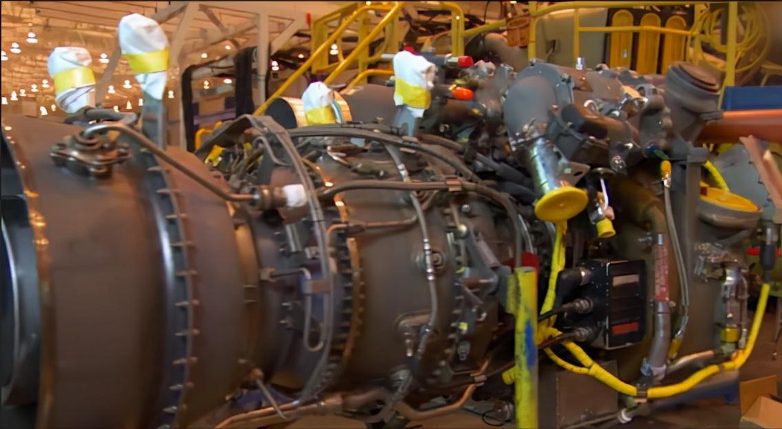 阿帕奇武装直升机制作,精密工艺与卓越技术的结晶,阿帕奇武装直升机,精密工艺与卓越技术的结晶制作之旅