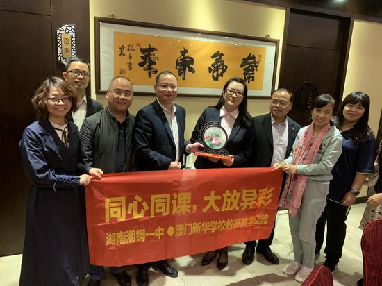 澳门一码一肖一持一中,文化、历史与现代的交融,澳门文化历史与现代交融,一码一肖一持一中之独特魅力