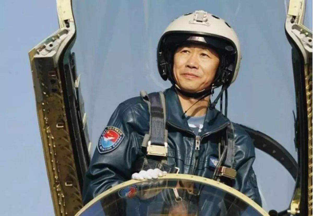 八一勋章解说,八一勋章,荣誉背后的英勇传奇