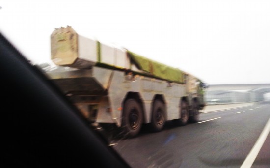 鹰击长空,导弹威力震撼——鹰击18导弹的威力解析,鹰击长空,导弹震撼威力揭秘,鹰击18导弹深度解析