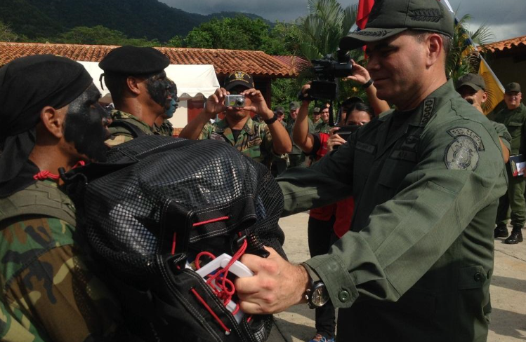 猎人学校毕业勋章,荣耀与责任的象征,猎人学校毕业勋章,荣耀与责任的标志