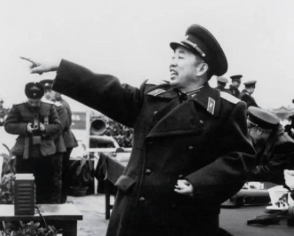 揭秘首任总参谋长，英勇无畏，智慧卓越的历史人物，揭秘首任总参谋长，英勇无畏、智慧卓越的历史传奇人物