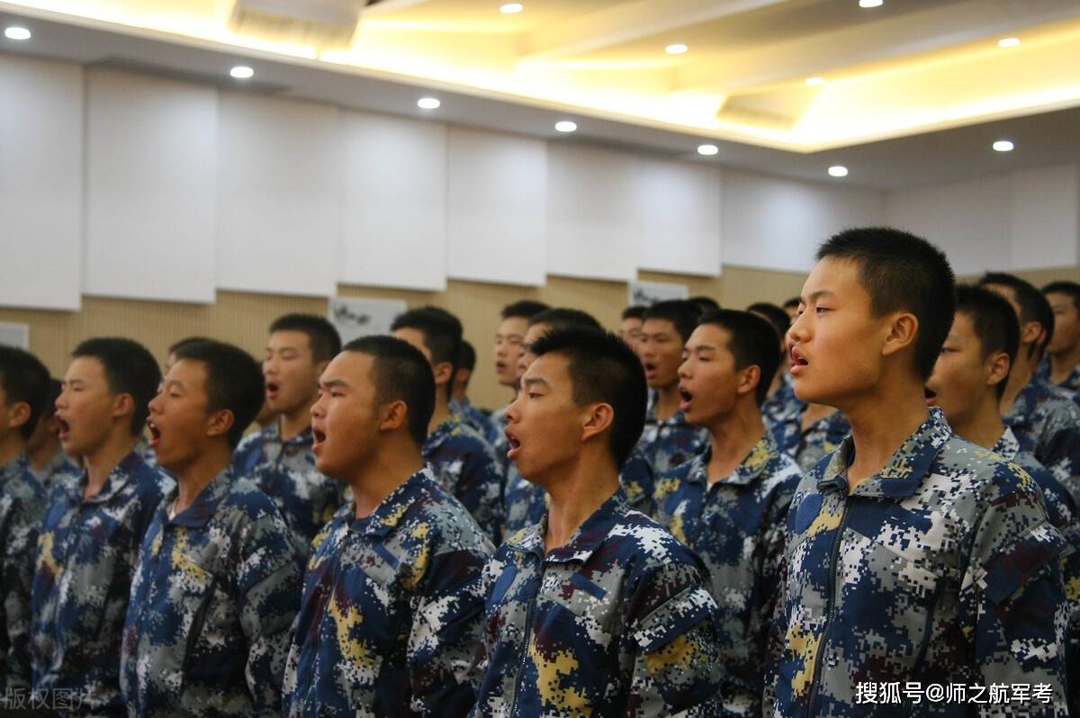 强军网官网与军考,迈向军事精英之路的桥梁,强军网官网与军考,军事精英成长的桥梁之路