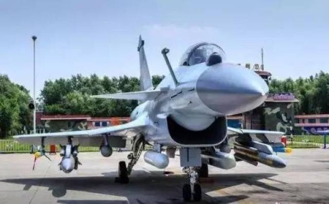 歼-10C新改型露面,揭示中国空军现代化进程的显著成果,歼-10C新改型亮相,展现中国空军现代化飞跃成果