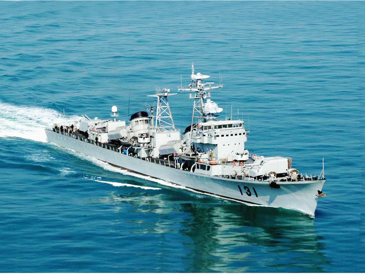 中国海军的骄傲,56型与051型驱逐舰的力量展现,中国海军力量展现,56型与051型驱逐舰的骄傲