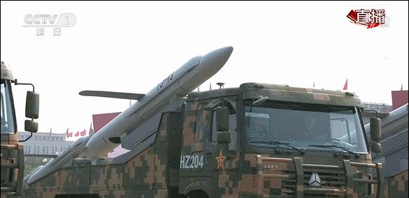 揭秘2015大阅兵中的擎旗手,荣耀与责任并存,揭秘大阅兵中的擎旗手,荣耀与责任同行