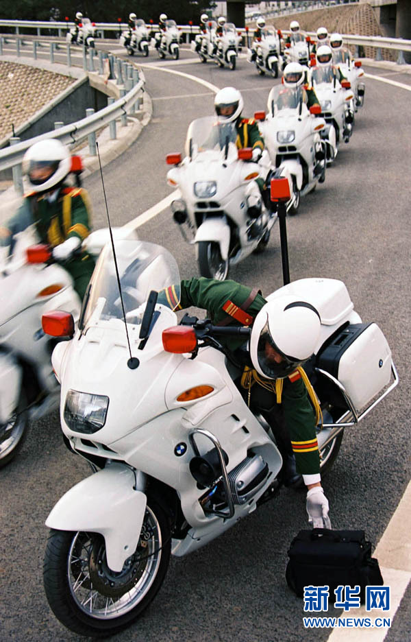 国宾摩托车护卫队视频,荣耀与责任,国宾摩托车护卫队的荣耀与责任瞬间捕捉