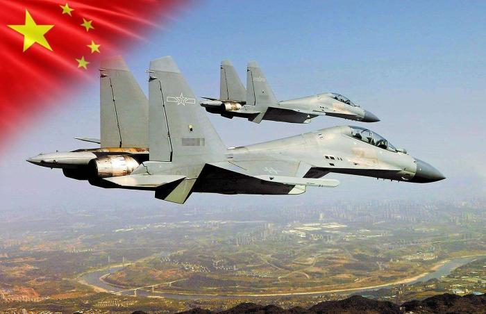 苏-30VS与F-15,空中巨人的对决,苏-30VS与F-15,空中巨人对决揭秘