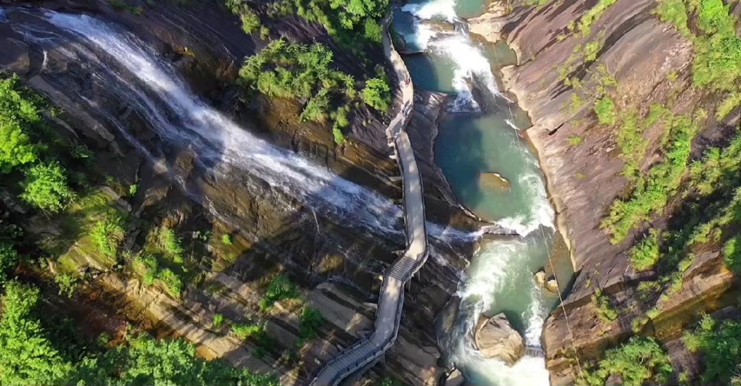 神算刘伯温三期必一肖,预测背后的智慧与传奇,刘伯温三期必出一肖,预测背后的智慧与传奇故事