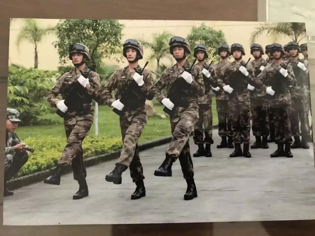 胜利日大阅兵中的方队风采——纪念中国抗日战争胜利七十周年大阅兵方队纪实(2015年),胜利日大阅兵中的方队风采,纪念中国抗日战争胜利七十周年大阅兵纪实(2015年)