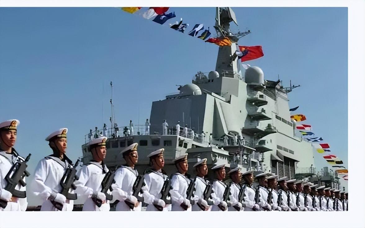 中国海军力量的新里程碑,055型驱逐舰发射鹰击-21反舰导弹,中国海军新里程碑,055型驱逐舰鹰击-21反舰导弹发射纪实