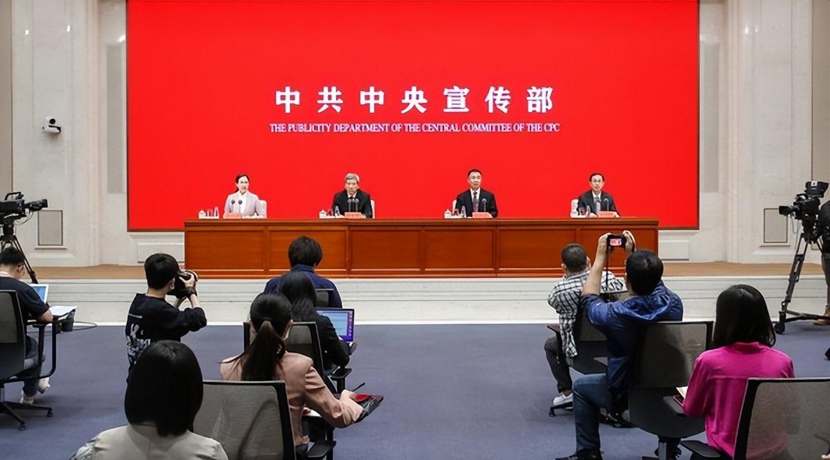 今天刚刚发生的重大新闻摘抄大全，今日最新重大新闻摘要集锦