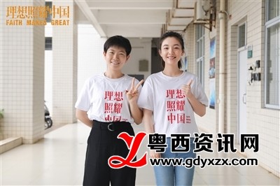 中国女兵的荣誉与梦想,坚韧、勇敢与无限可能,中国女兵的荣耀与梦想,坚韧、勇敢,无限可能之路