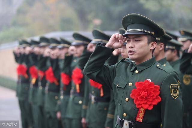 为什么部队转士官还要钱,深度解析背后的原因,深度解析,部队转士官为何需要费用?原因揭秘