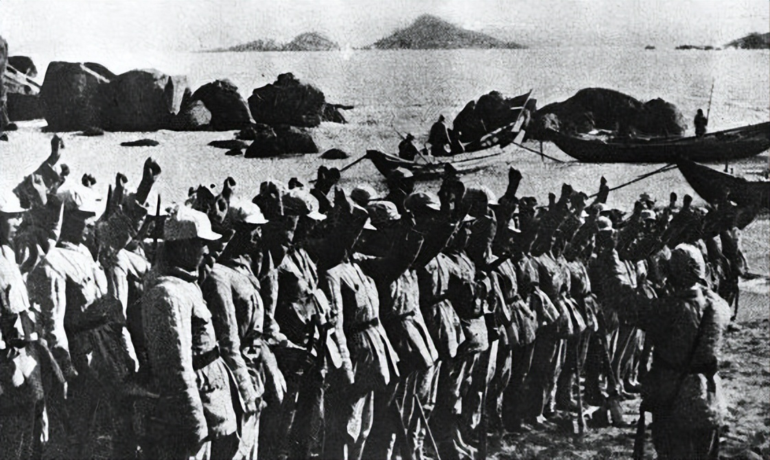 海南岛战役中不愿登船的人,英勇背后的无奈与牺牲,海南岛战役中的英勇与牺牲,不愿登船背后的无奈故事