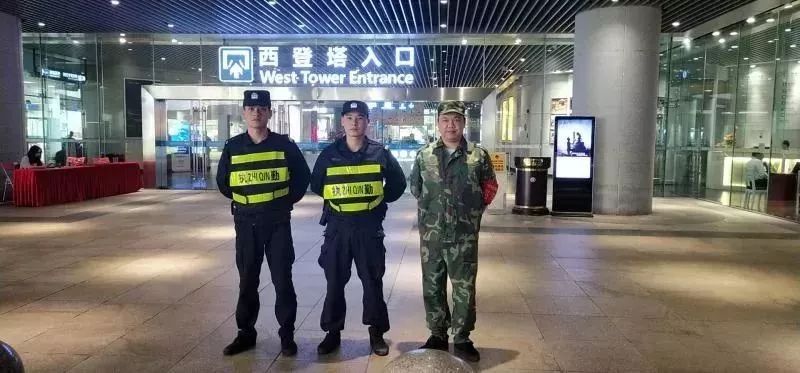 联勤保障中心位置选择，战略与效率的双重考量，联勤保障中心选址策略，战略与效率的双重考量