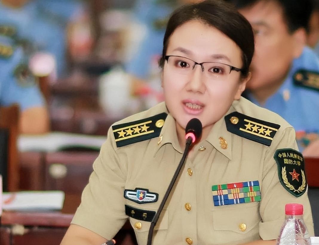 李莉国防大学个人资料，一位杰出军事人才的缩影，李莉国防大学个人资料，杰出军事人才的代表
