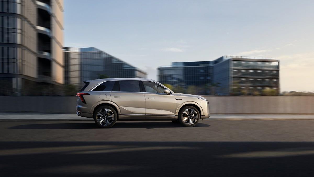 高精狙,价值三十万的精准力量,高精狙,三十万价值的精准力量