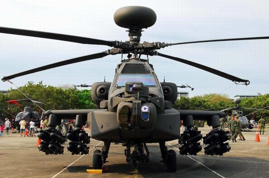 阿帕奇武装直升机,揭秘其发明背后的传奇人物与故事,揭秘阿帕奇武装直升机背后的传奇人物与传奇故事