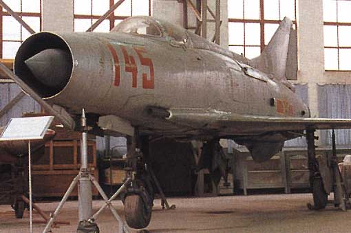 揭秘歼-12战斗机的风采，图片展示与解析，揭秘歼-12战斗机的风采，图片展示与深度解析