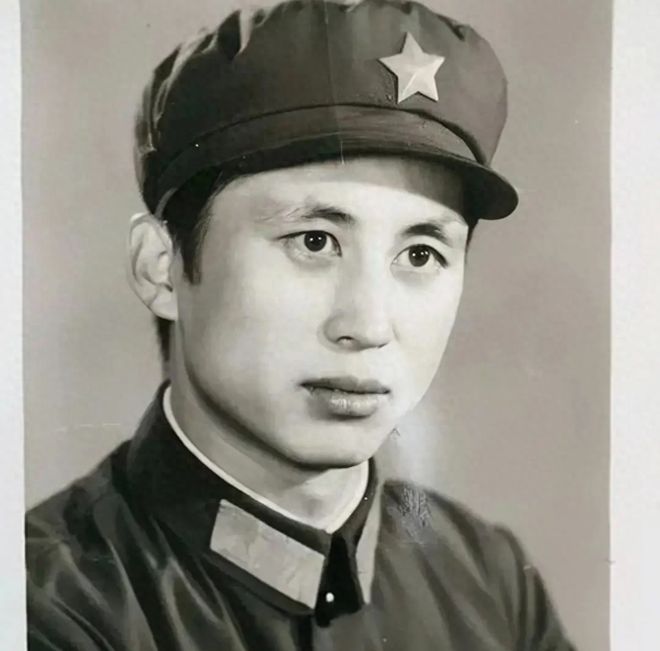 集团军副参谋长是正师吗——关于军队职务与军衔的探讨,关于集团军副参谋长职务与军衔的探讨,正师级别吗?