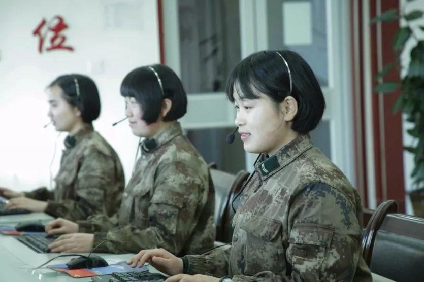 话务女兵,通信线上的铿锵玫瑰,话务女兵,通信线上的铿锵玫瑰战士