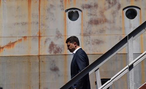 简氏战舰年鉴,全球战舰的权威指南,全球战舰权威指南,简氏战舰年鉴