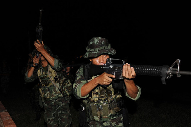 中国特种部队反俘虏训练,锤炼意志,锻造利刃,中国特种部队反俘虏训练,锤炼意志,锻造战士利刃