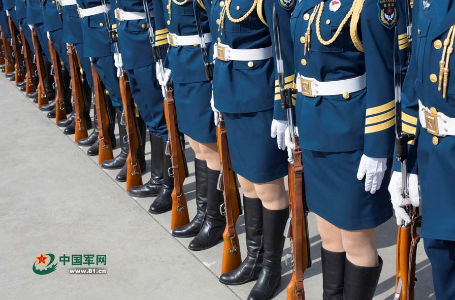 三军女仪仗队图片,展现女性力量与荣耀的壮丽画卷,三军女仪仗队壮丽图片展示,女性力量与荣耀的辉煌瞬间