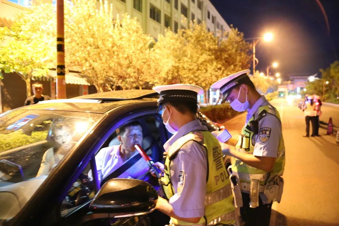 探索中国海军舰艇上的酒文化——以115舰为例，中国海军舰艇酒文化探索，以115舰为视角