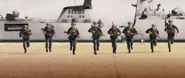 揭秘蛟龙突击队军服,英勇与荣耀的象征,蛟龙突击队军服揭秘,英勇战士的荣耀象征