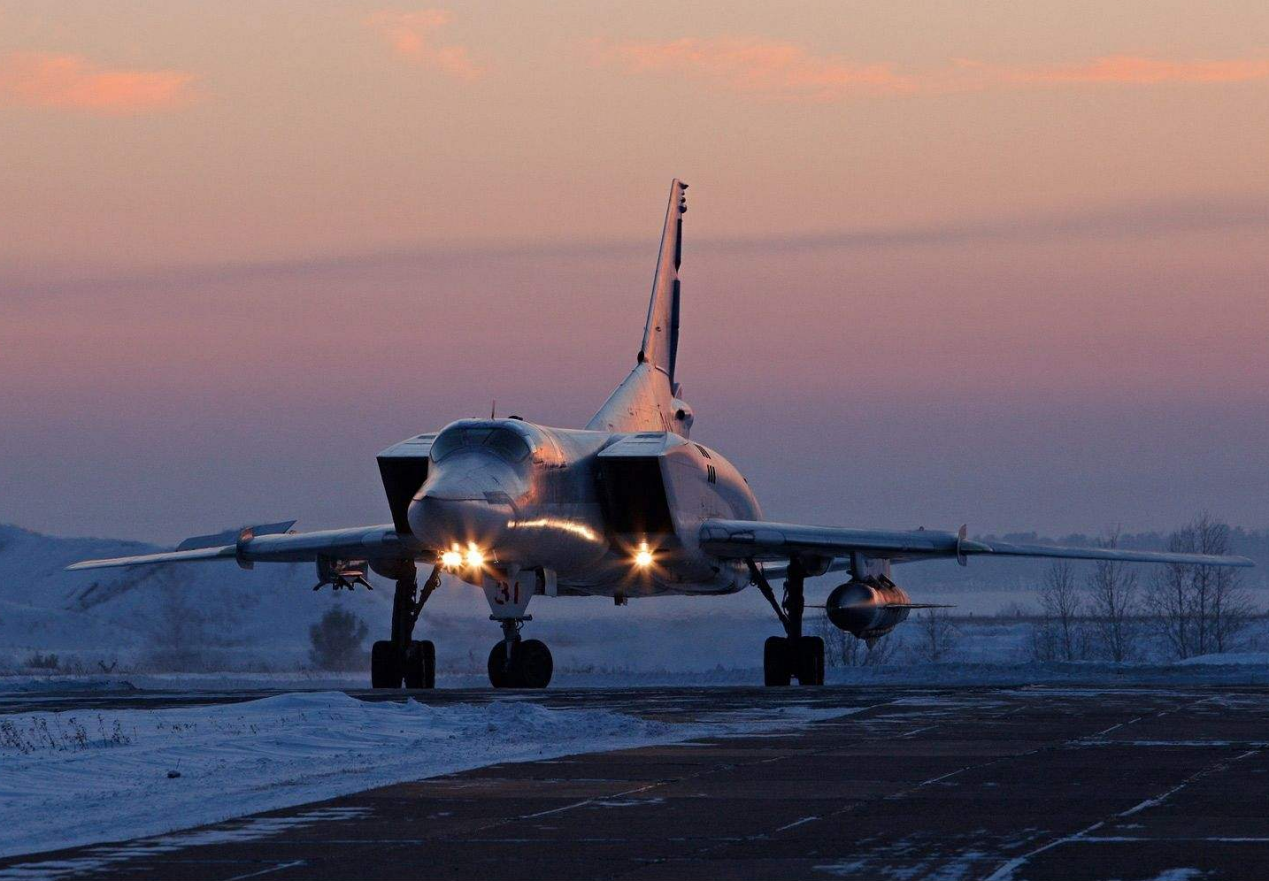 图一,揭秘神秘的22M轰炸机,揭秘,神秘的22M轰炸机探秘之旅