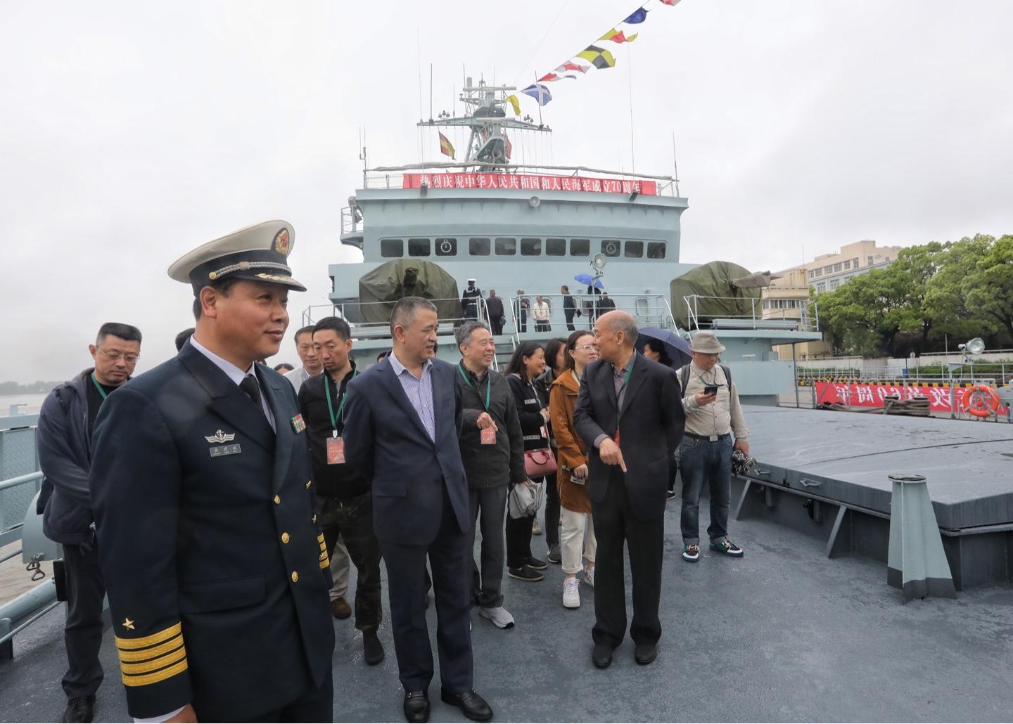 海军70周年纪念衫,荣耀的象征与历史的见证,海军70周年纪念衫,荣耀与历史的双重见证