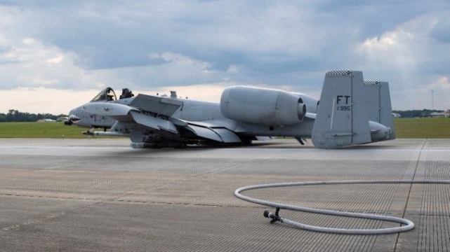 揭秘A-10攻击机的设计图，深度解析其独特设计与卓越性能，揭秘A-10攻击机的独特设计与卓越性能，深度解析设计图细节