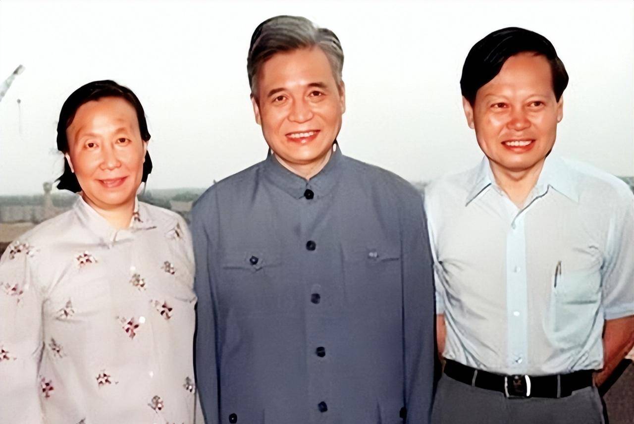 邓稼先与夫人，伟大的科学家背后的温情力量，邓稼先与夫人，科学家背后的温情力量支持