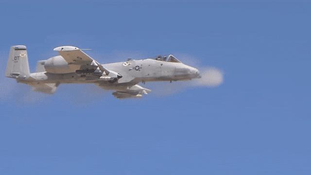 关于A-10攻击机的调查分析,A-10攻击机的深度剖析与调查揭秘