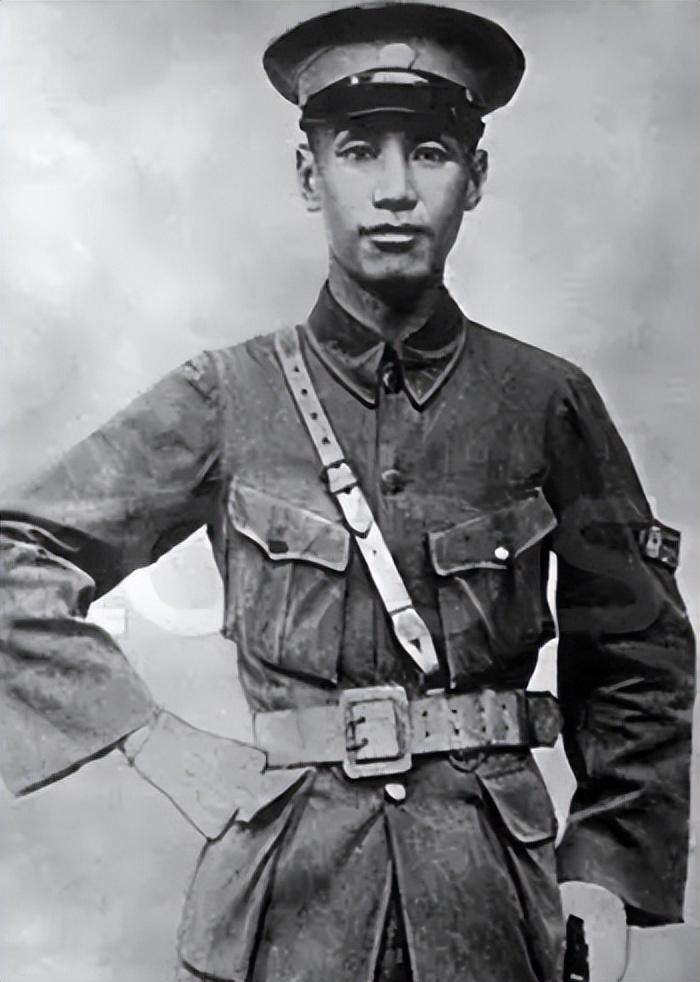 蒋介石与永丰舰照片,历史的见证与回忆,蒋介石与永丰舰照片,历史的见证与永恒回忆