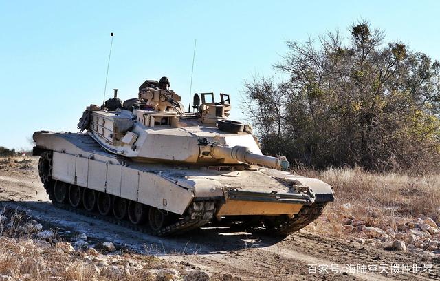 揭秘M1A2艾布拉姆斯坦克如何工作,揭秘M1A2艾布拉姆斯坦克的运行原理与操作机制
